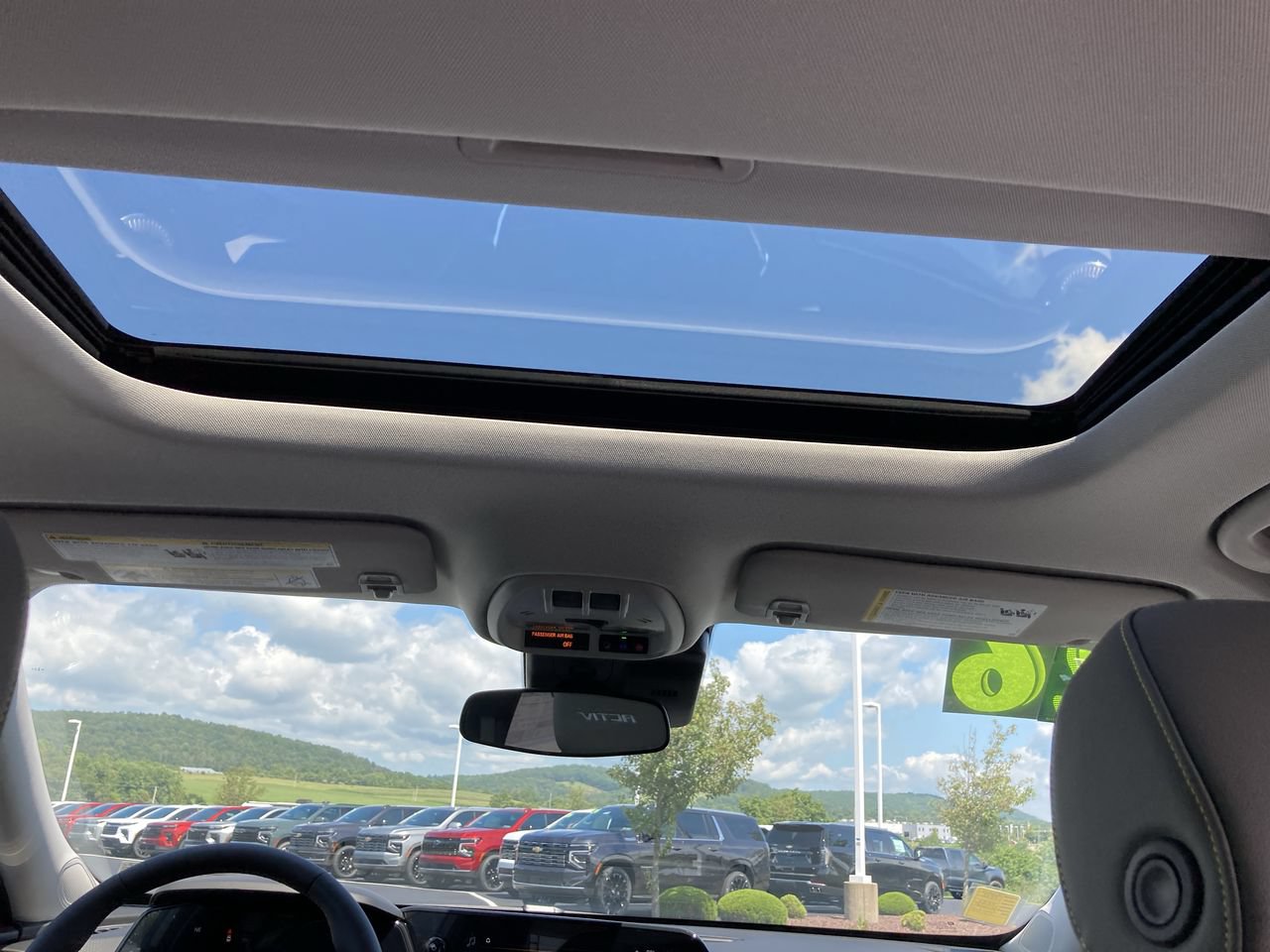 New 2026 Chevrolet Trax ACTIV w/ Sunroof Package FWD image 20