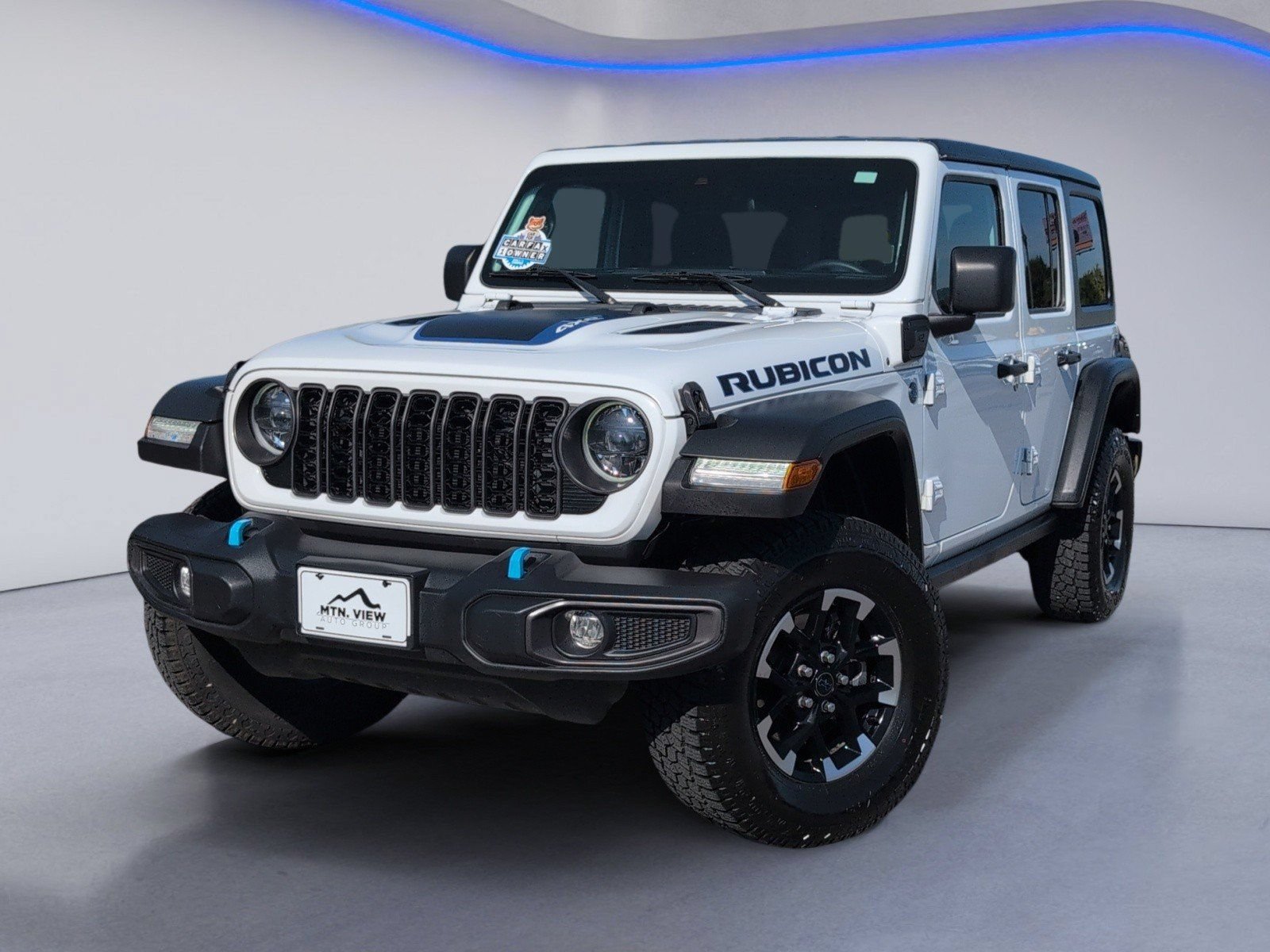 Used 2024 Jeep Wrangler Unlimited Rubicon 4xe AWD/4WD image 2