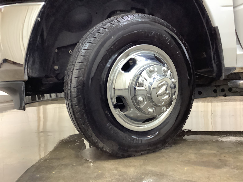 Used 2024 RAM 3500 Big Horn image 30