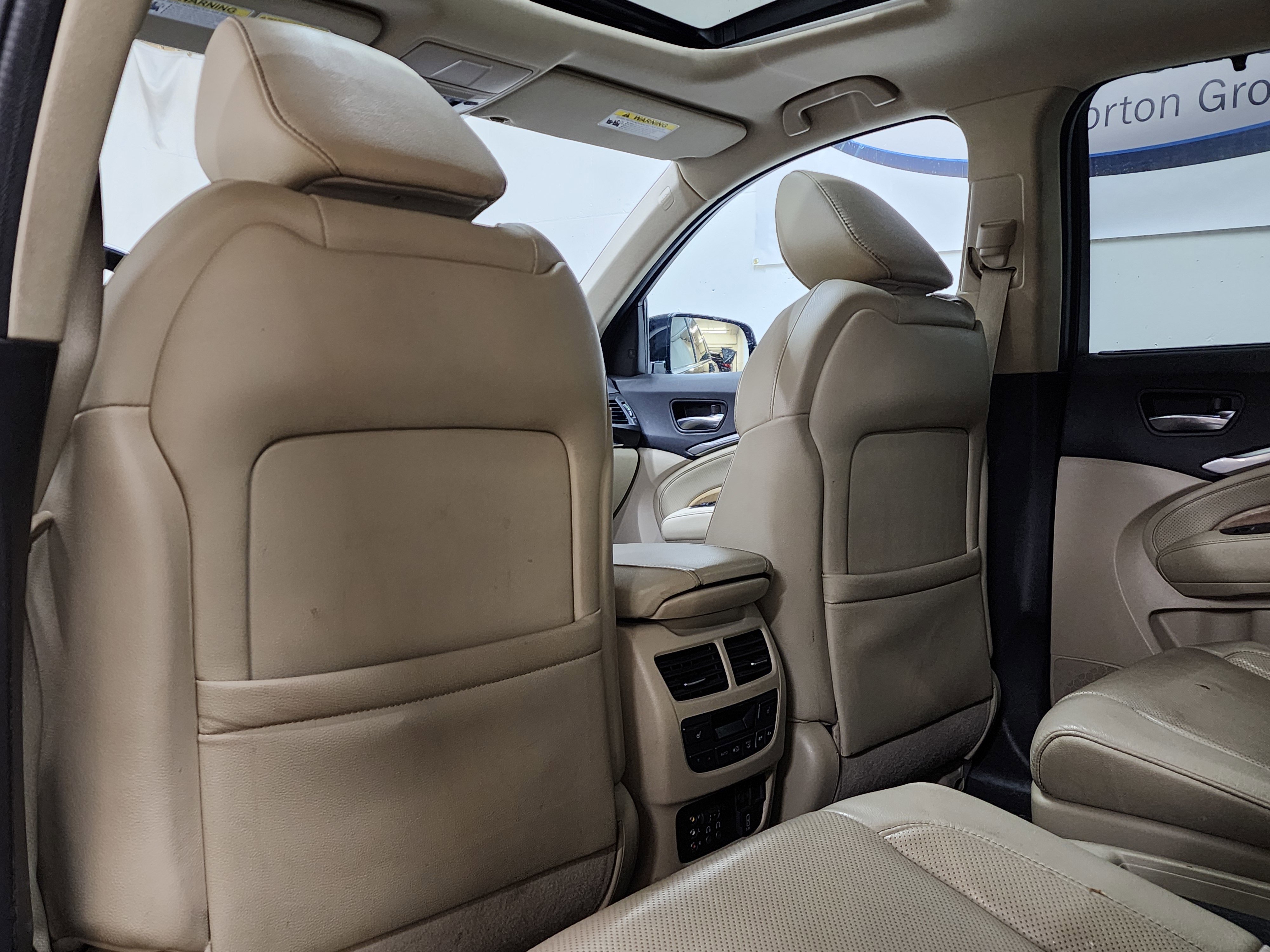 Used 2019 Acura MDX w/ Technology & Entertainment image 14