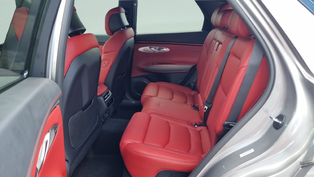 New 2027 Genesis GV70 2.5T Sport Prestige AWD/4WD image 10