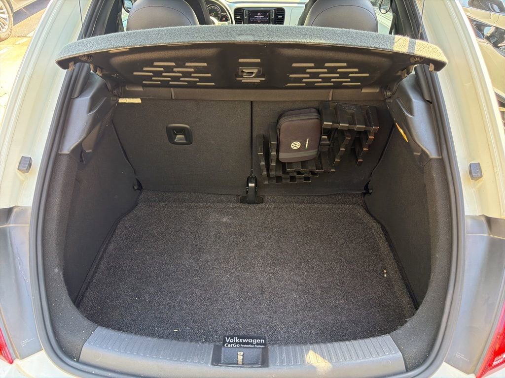 Used 2019 Volkswagen Beetle 2.0T SE image 7