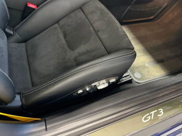 Used 2015 Porsche 911 GT3 RWD image 28