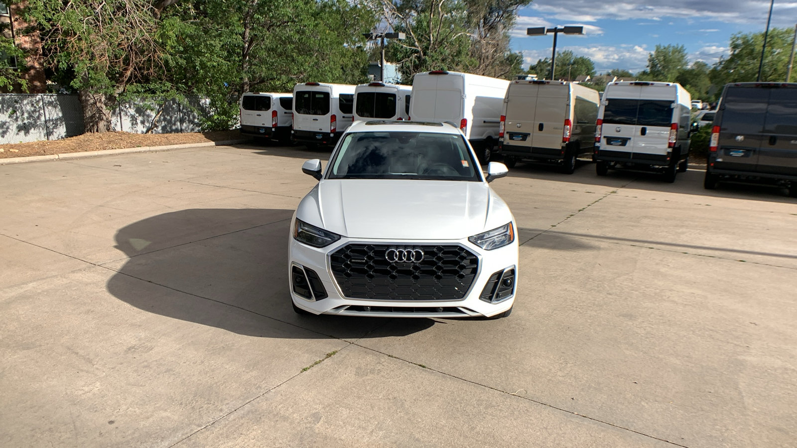 Used 2023 Audi Q5 2.0T Premium Plus w/ Premium Plus Package AWD/4WD image 8