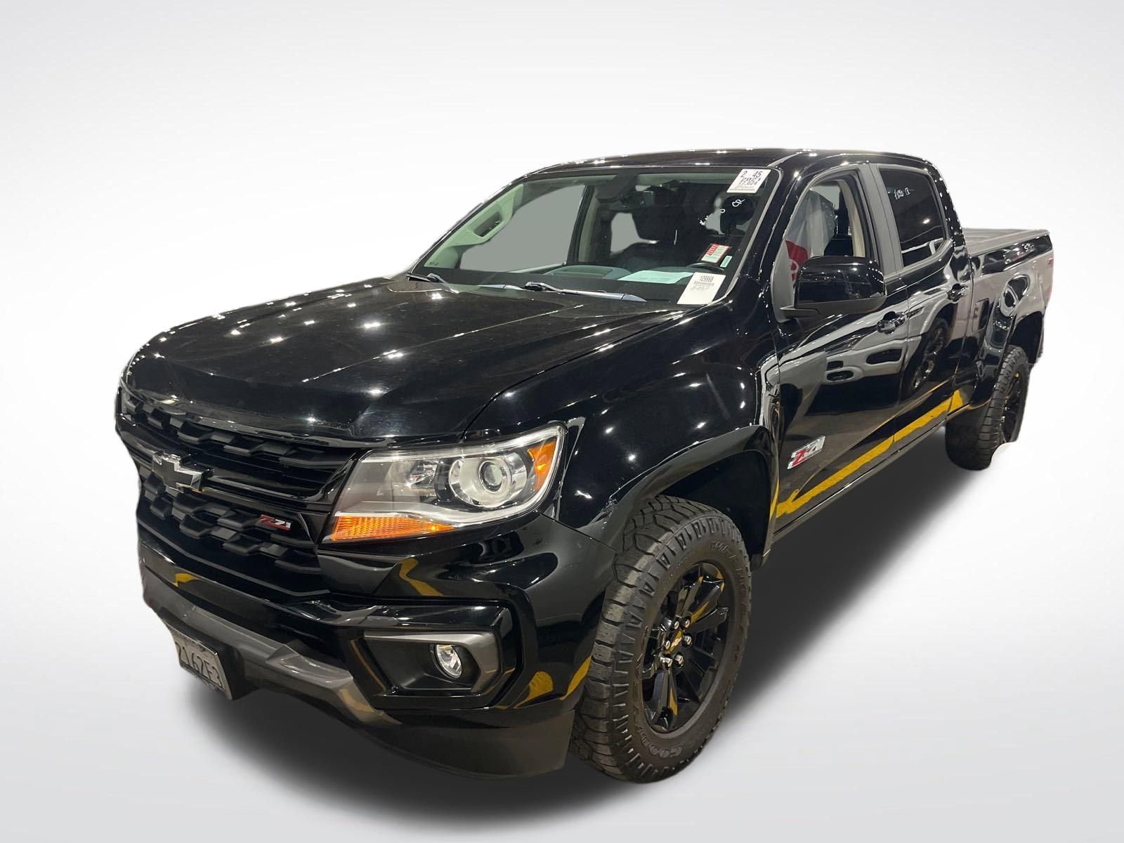 Used 2021 Chevrolet Colorado Z71 w/ Z71 Midnight Edition image 2