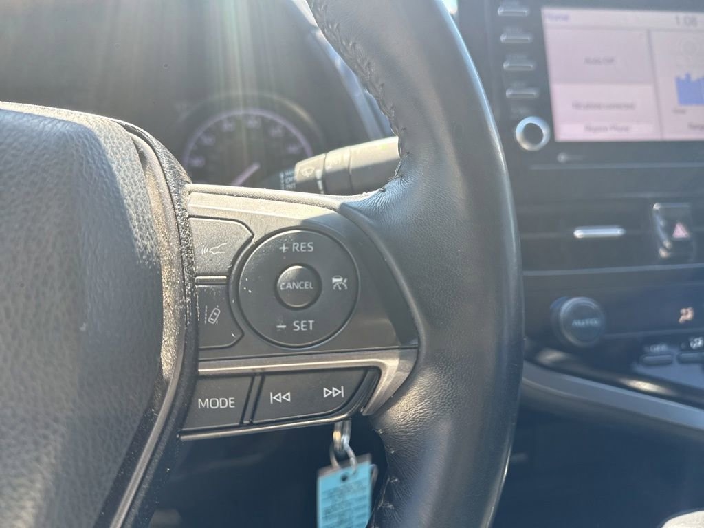 Used 2021 Toyota Camry SE image 16