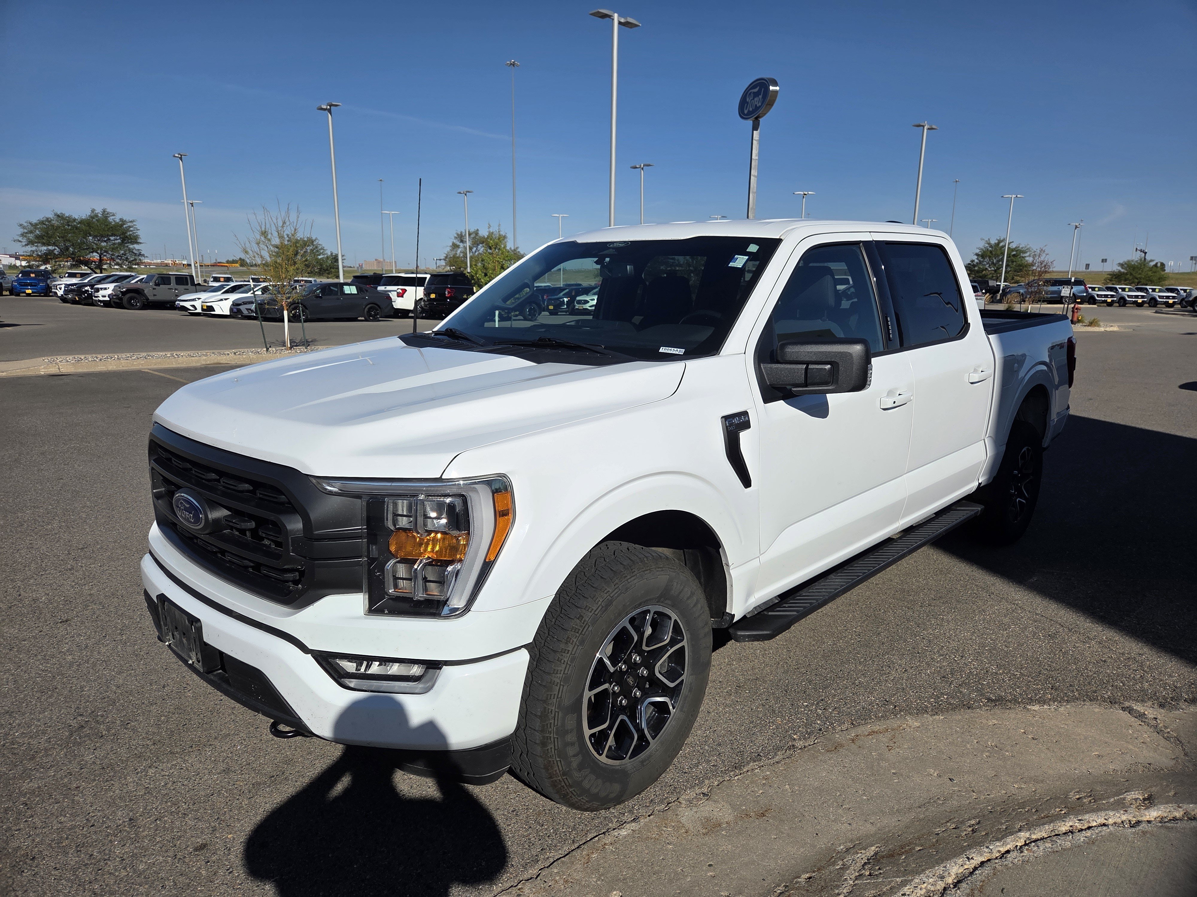 Used 2022 Ford F150 XLT w/ Equipment Group 302A High AWD/4WD image 3