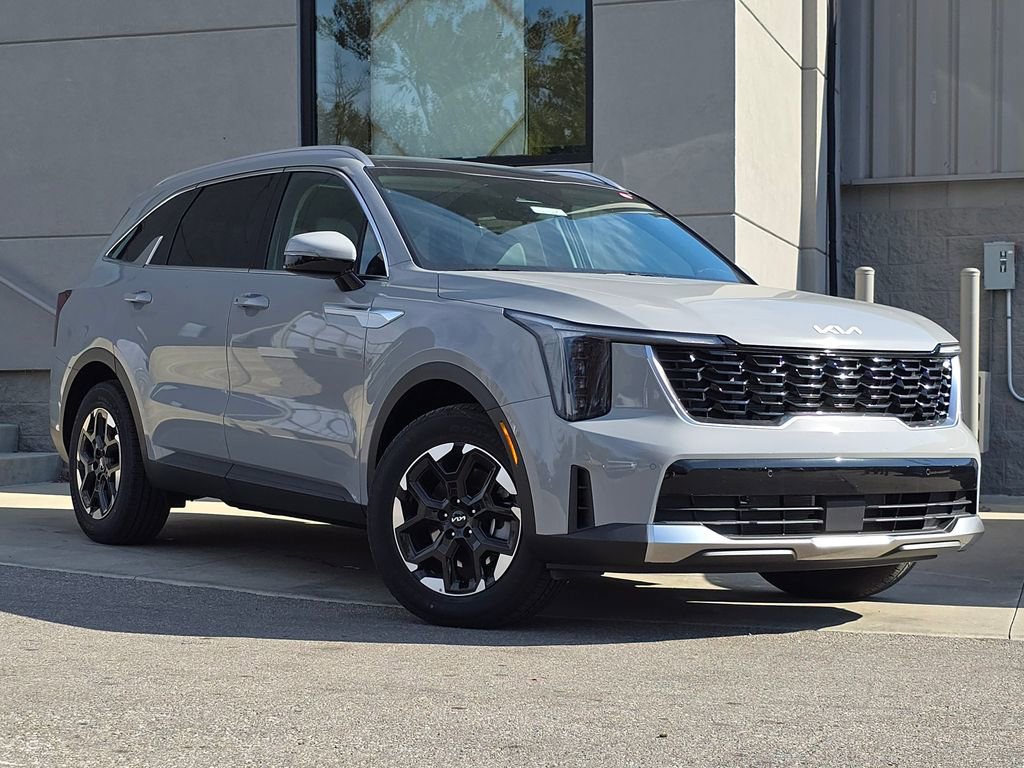 New 2026 Kia Sorento S w/ S Panoramic Sunroof Package