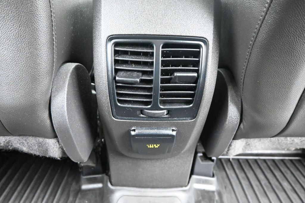 Used 2015 Ford Escape Titanium w/ Equipment Group 301A AWD/4WD image 28