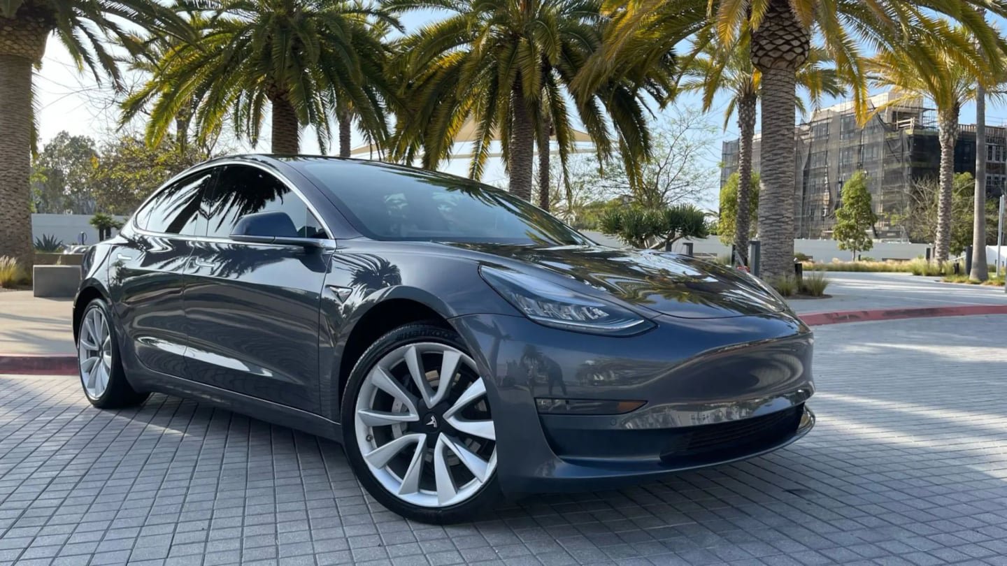 Used 2019 Tesla Model 3 Standard Range Plus RWD image 5