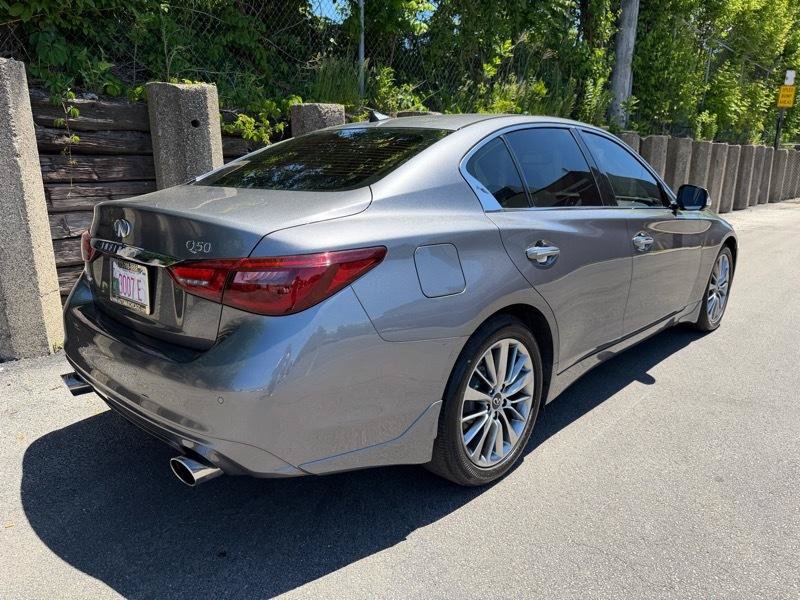 Used 2022 INFINITI Q50 Luxe w/ Cargo Package AWD/4WD image 9