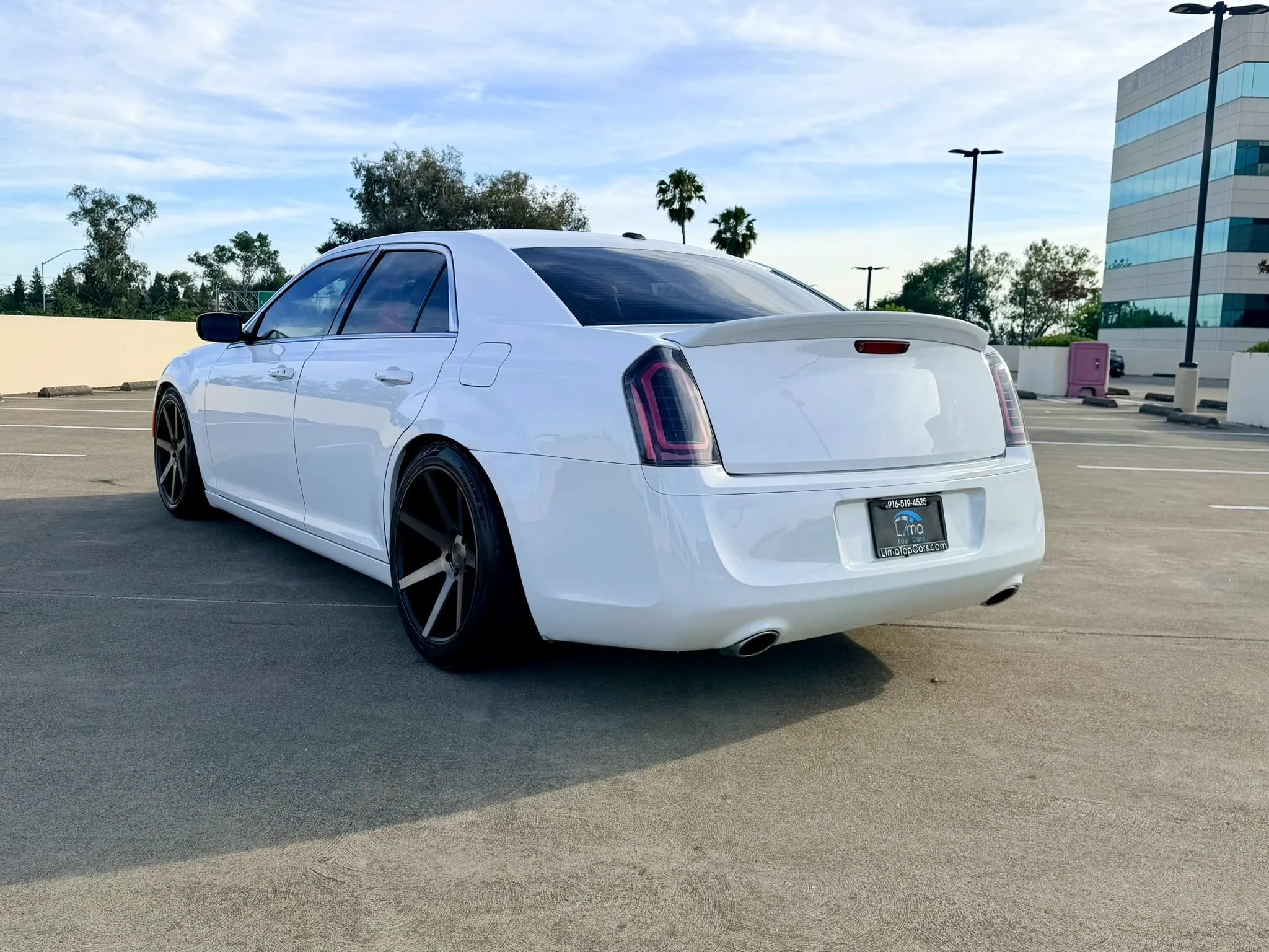 Used 2013 Chrysler 300 S RWD image 15