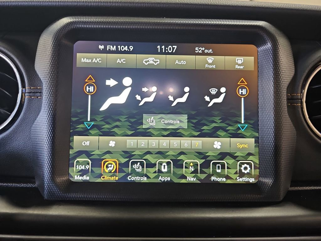 Certified 2022 Jeep Gladiator Overland image 22