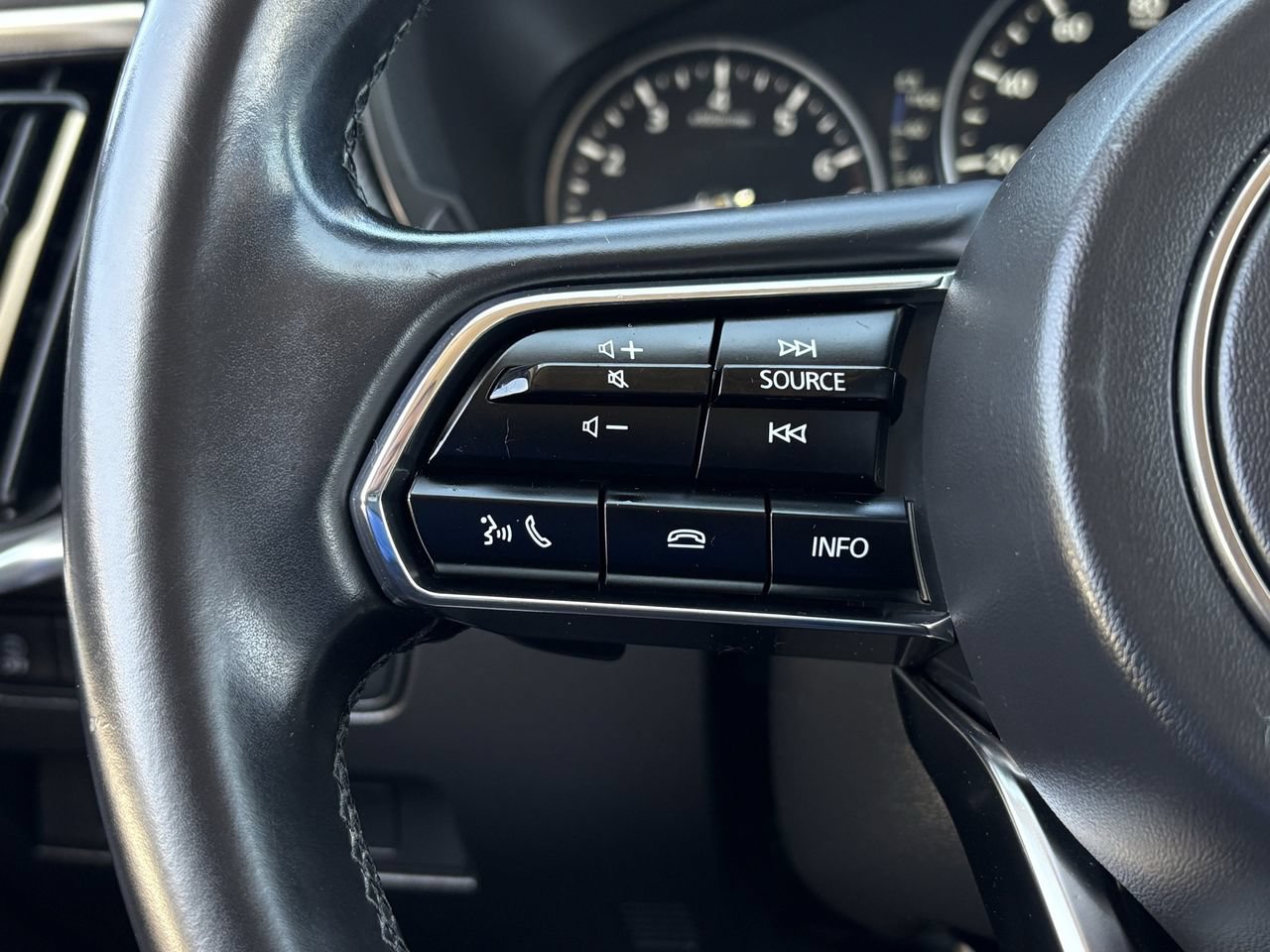 Used 2024 MAZDA CX-90 3.3 Turbo w/ Preferred Package AWD/4WD image 16