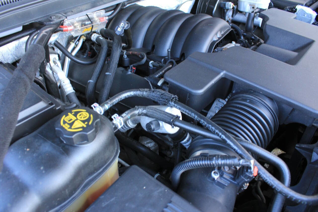 Used 2015 Chevrolet Tahoe LT image 27