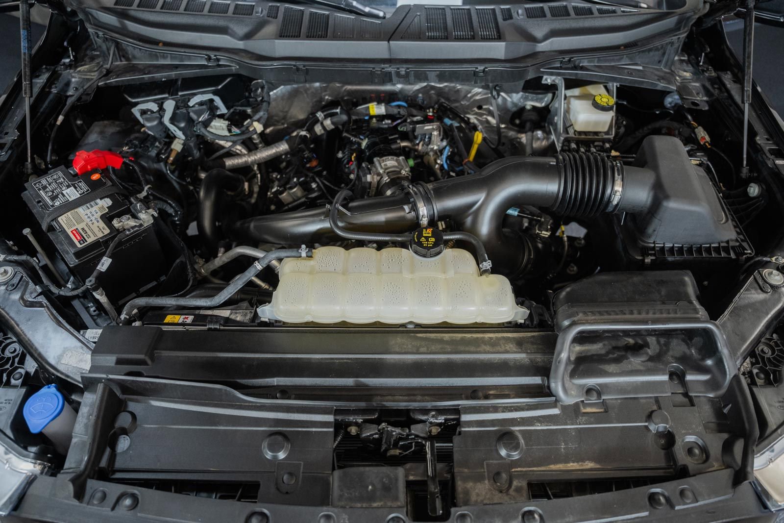 Certified 2023 Ford F150 Lariat w/ Equipment Group 502A High image 21