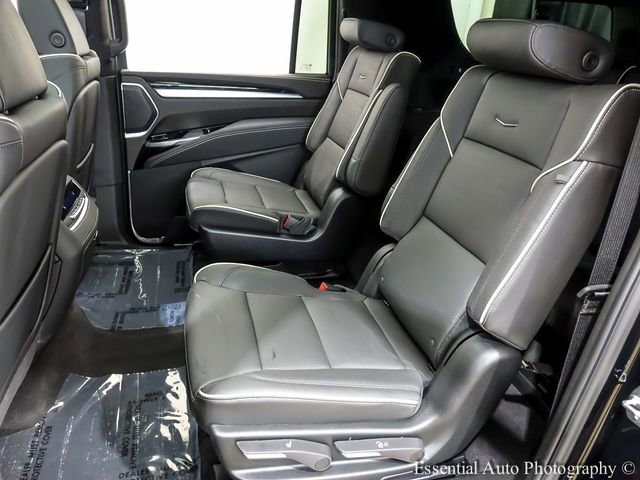 Certified 2026 Cadillac Escalade ESV Sport w/ LPO, ONYX Package AWD/4WD image 12