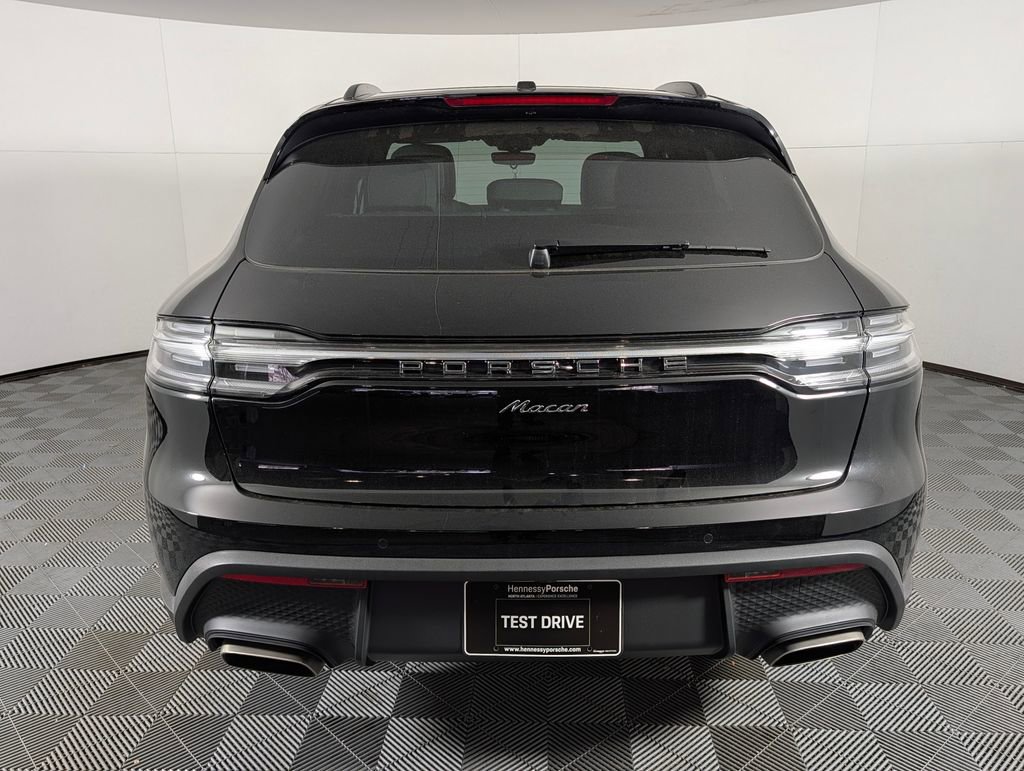 New 2026 Porsche Macan image 6