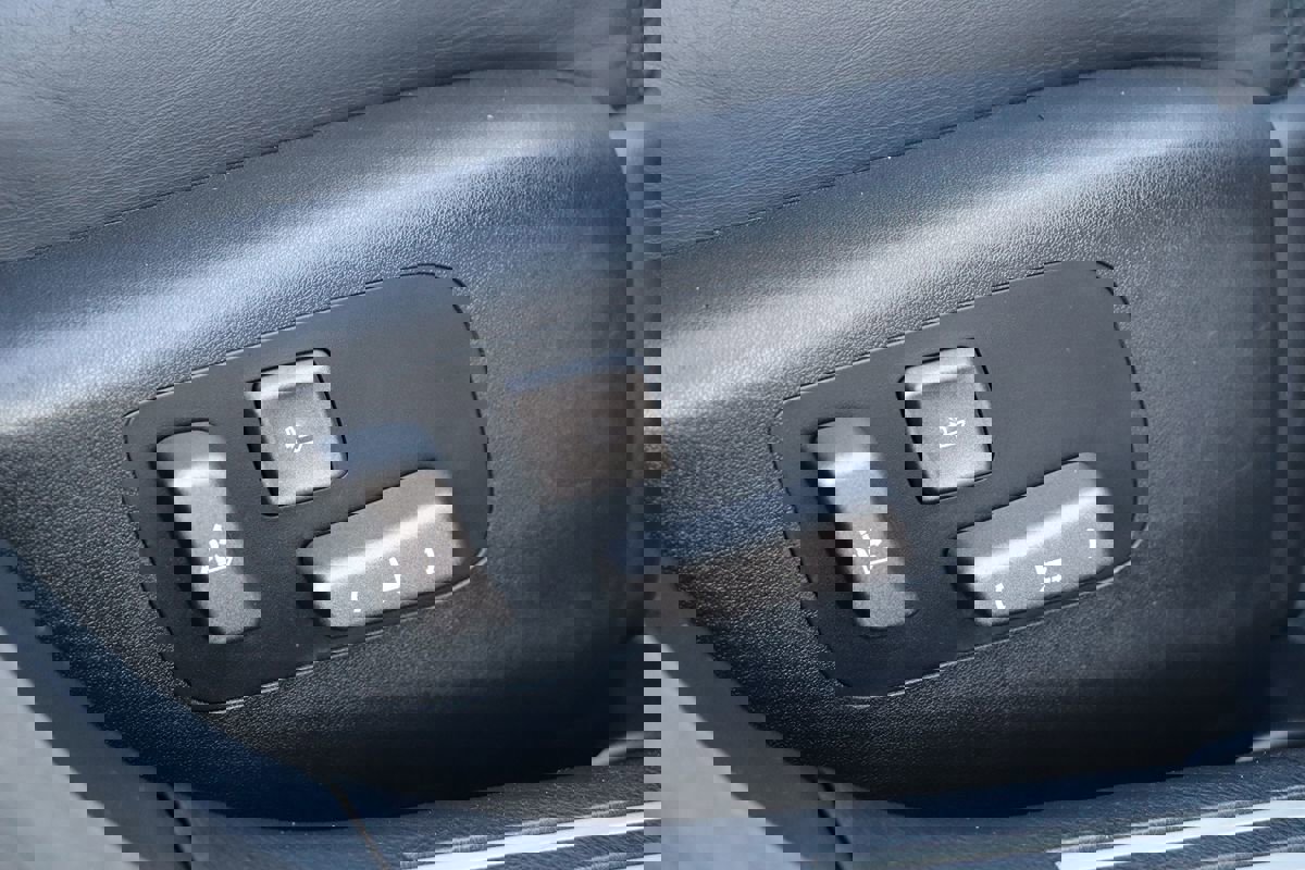 Used 2010 Lexus LS 460 image 34