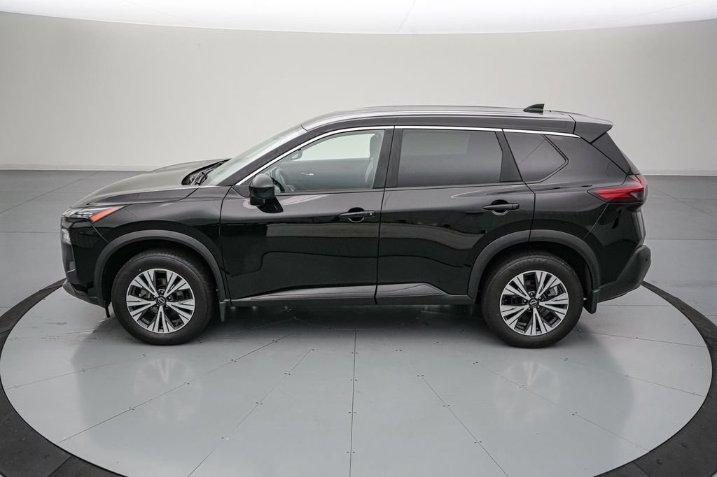 Used 2023 Nissan Rogue SV AWD/4WD image 7
