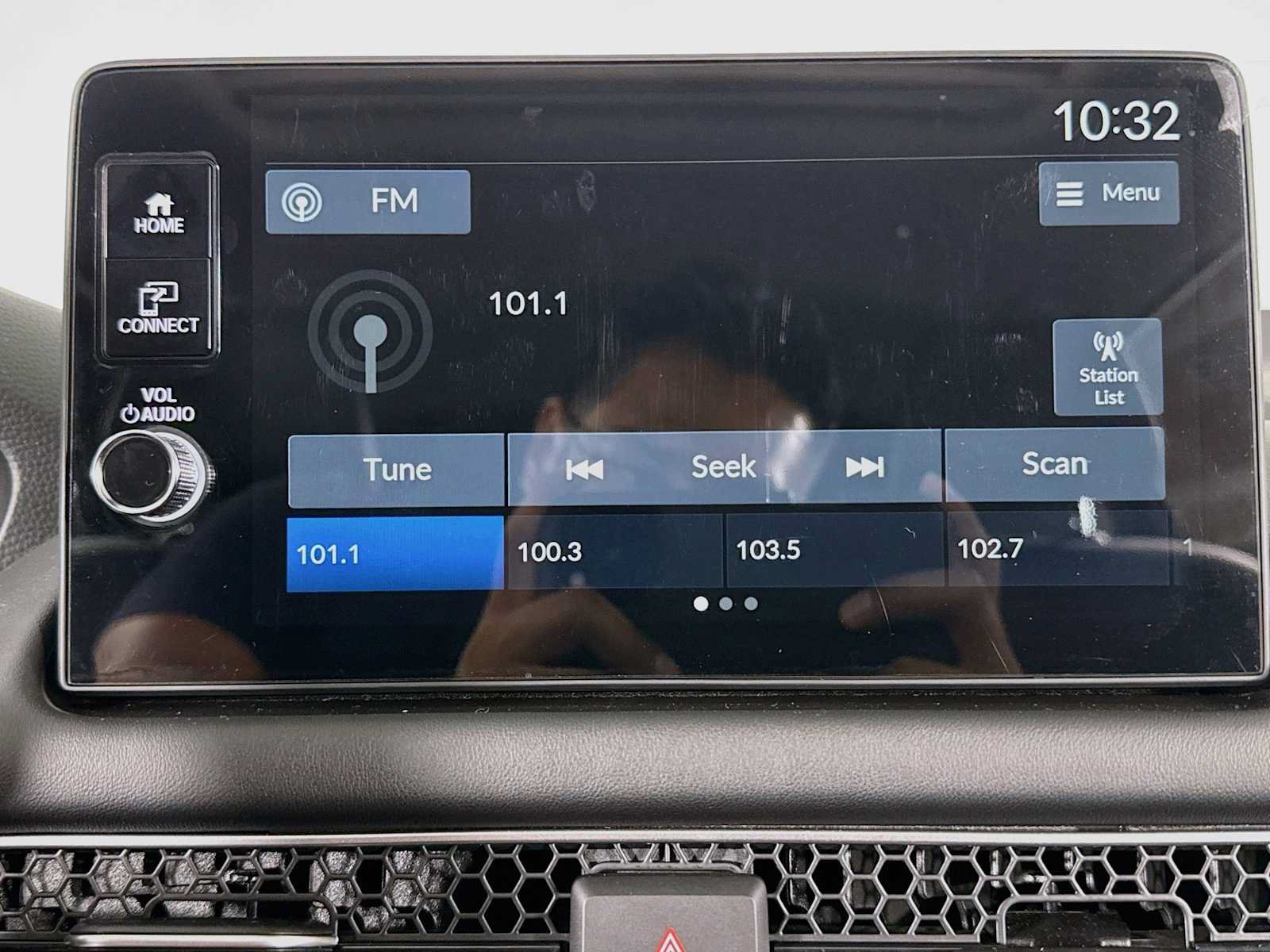 Certified 2026 Honda HR-V EX-L image 17