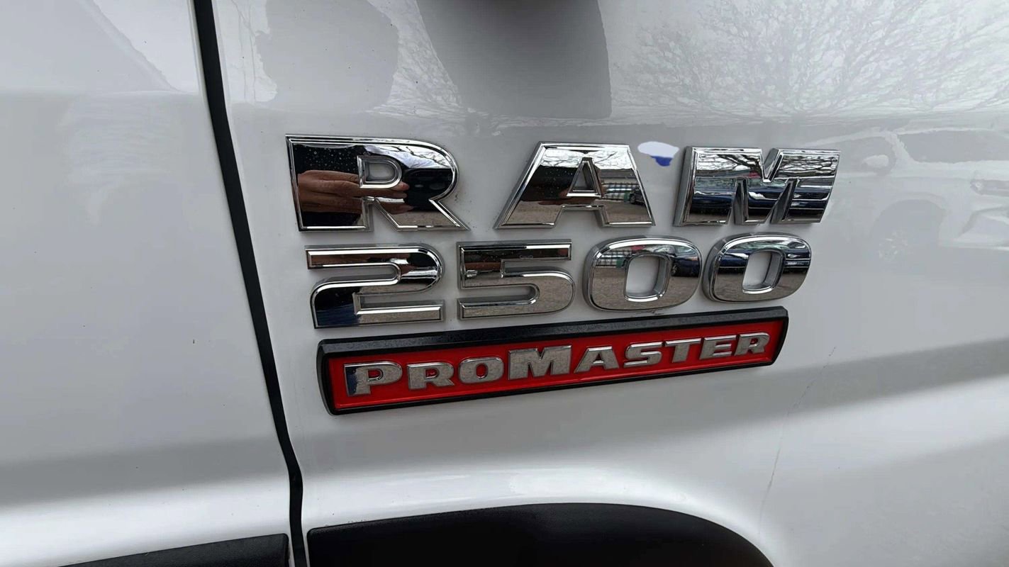 Used 2019 RAM ProMaster 2500 w/ Interior Convenience Group image 17