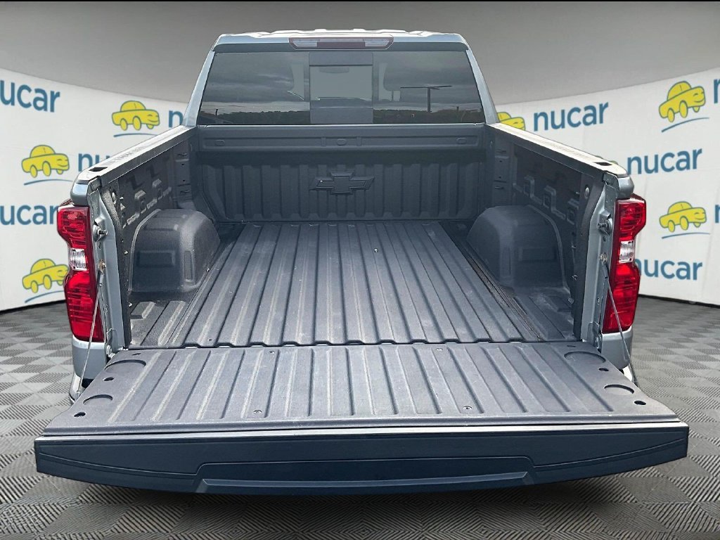 Used 2023 Chevrolet Silverado 1500 LT AWD/4WD image 31