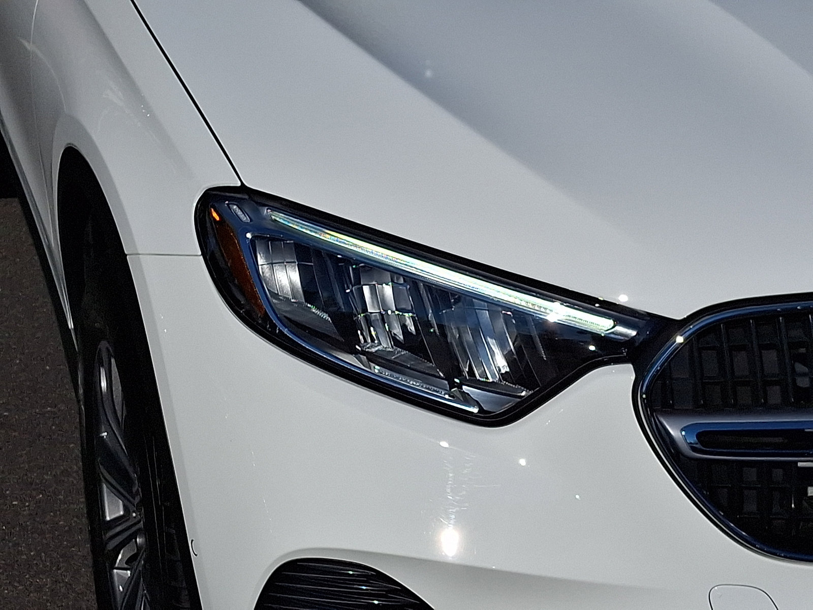 Certified 2026 Mercedes-Benz GLC 300 4MATIC image 9