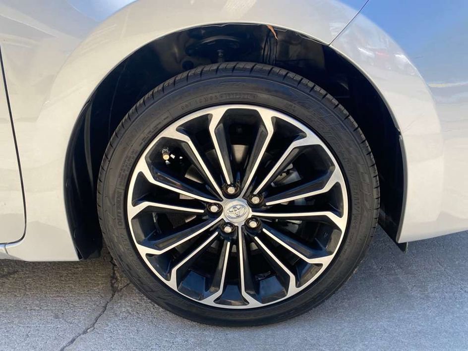 Used 2015 Toyota Corolla S FWD image 18