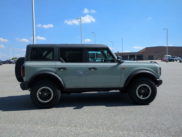 Certified 2023 Ford Bronco Badlands w/ Sasquatch Package AWD/4WD image 3
