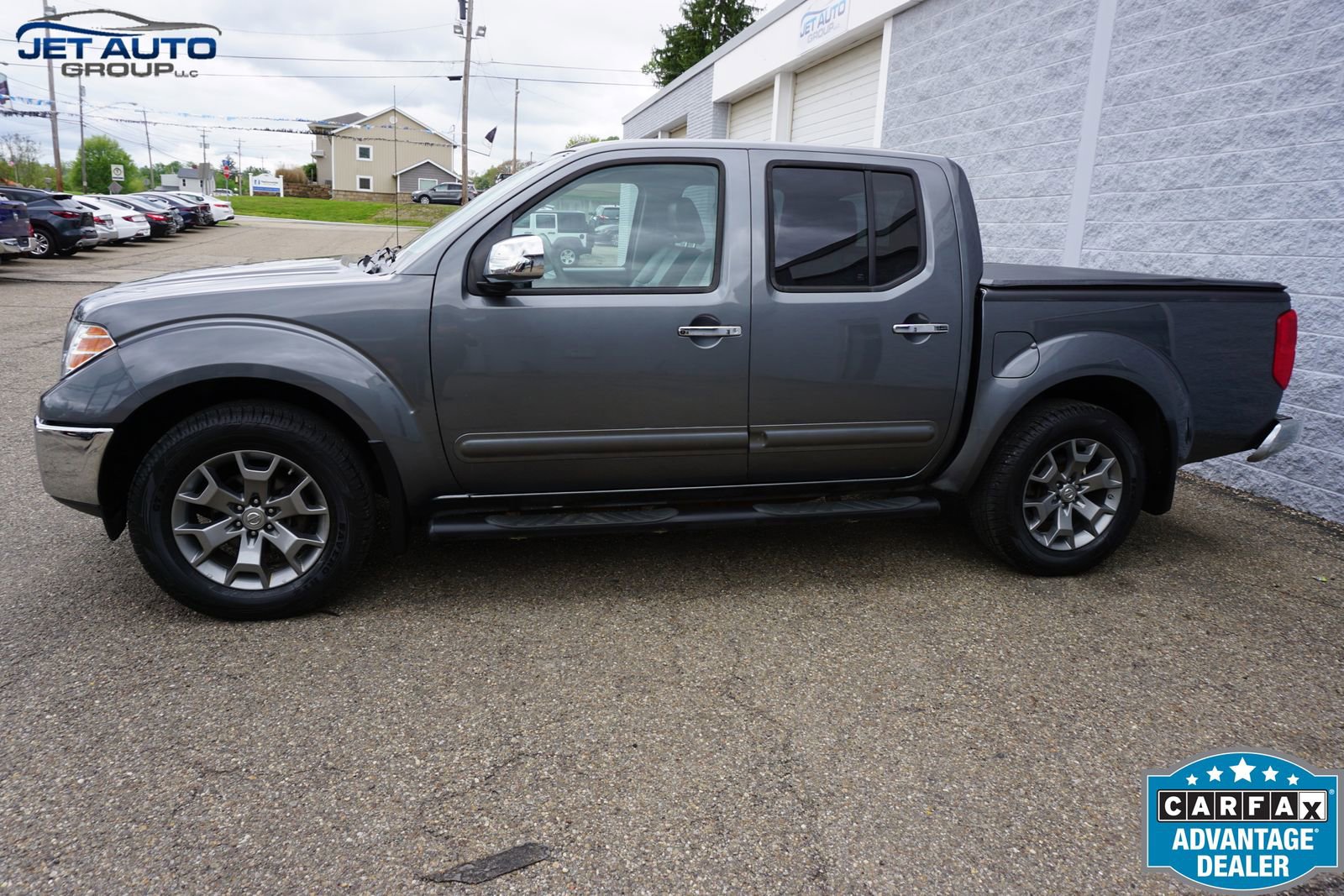 Used 2019 Nissan Frontier SL AWD/4WD image 4
