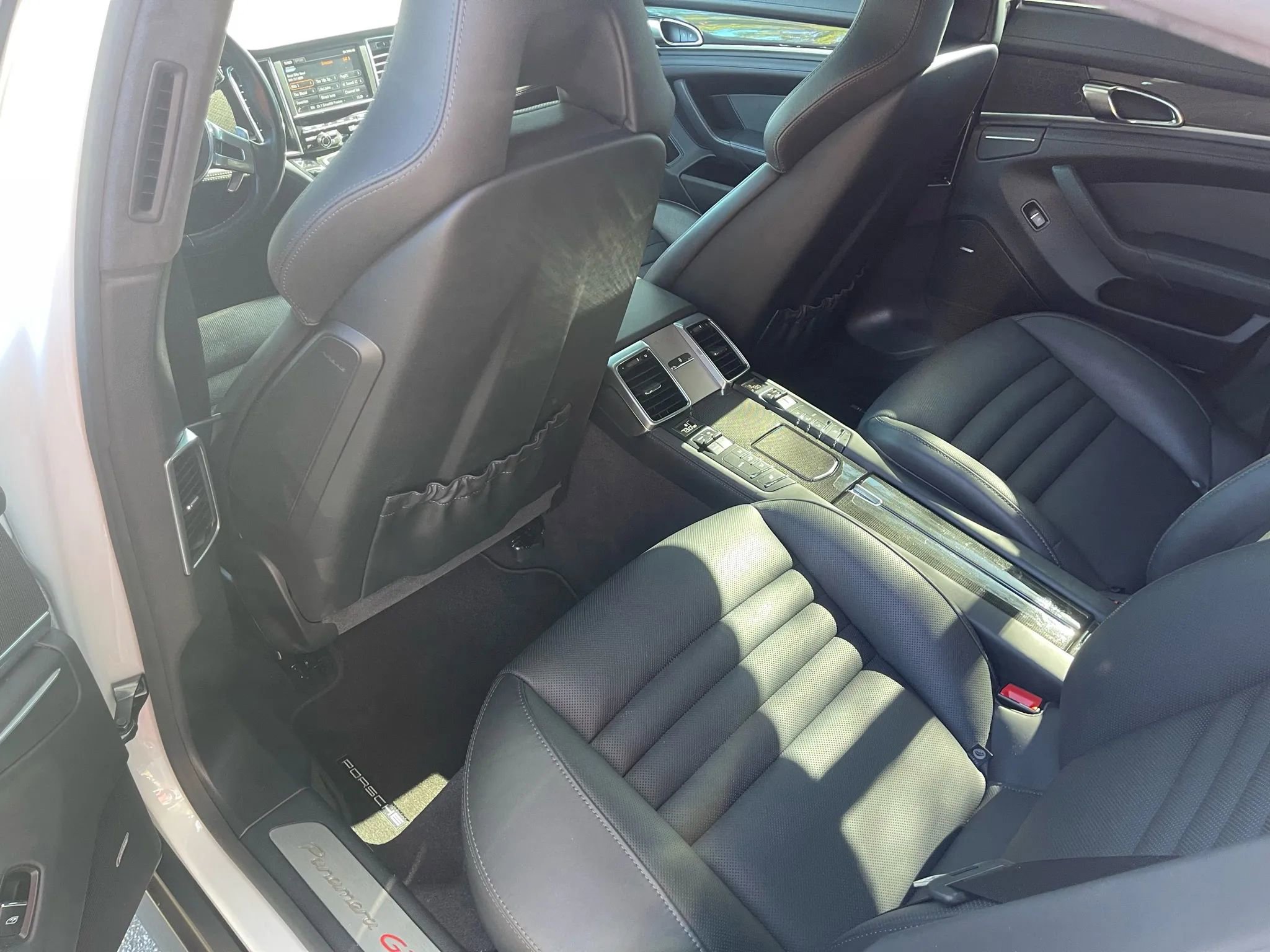 Used 2014 Porsche Panamera GTS image 12