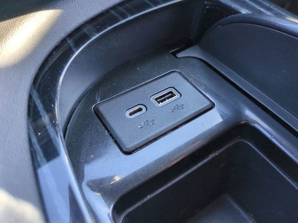 Used 2022 Cadillac Escalade ESV Sport w/ Touring Package image 29