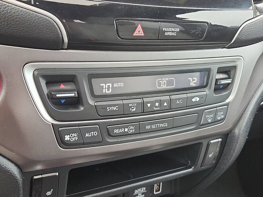 Used 2023 Honda Passport EX-L image 11