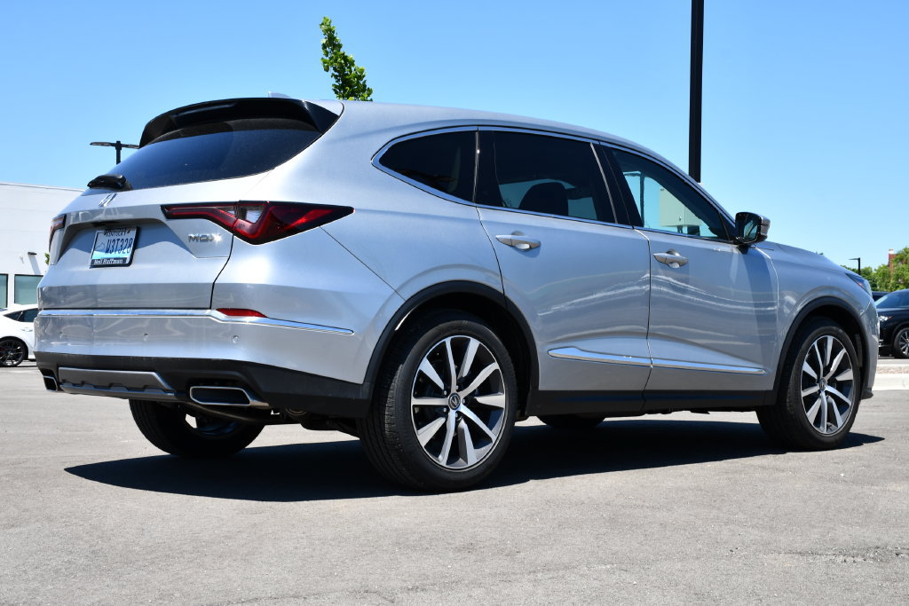 Used 2026 Acura MDX w/ Technology Package FWD image 7
