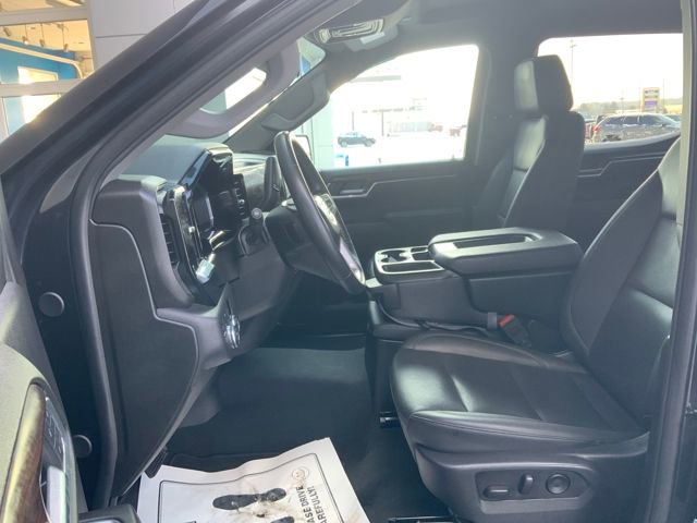 Used 2025 GMC Sierra 1500 SLT image 14