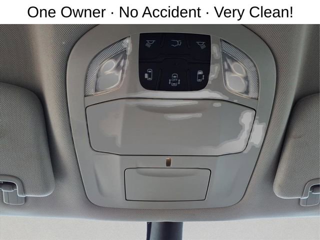 Used 2023 Chrysler Pacifica Touring-L FWD image 21