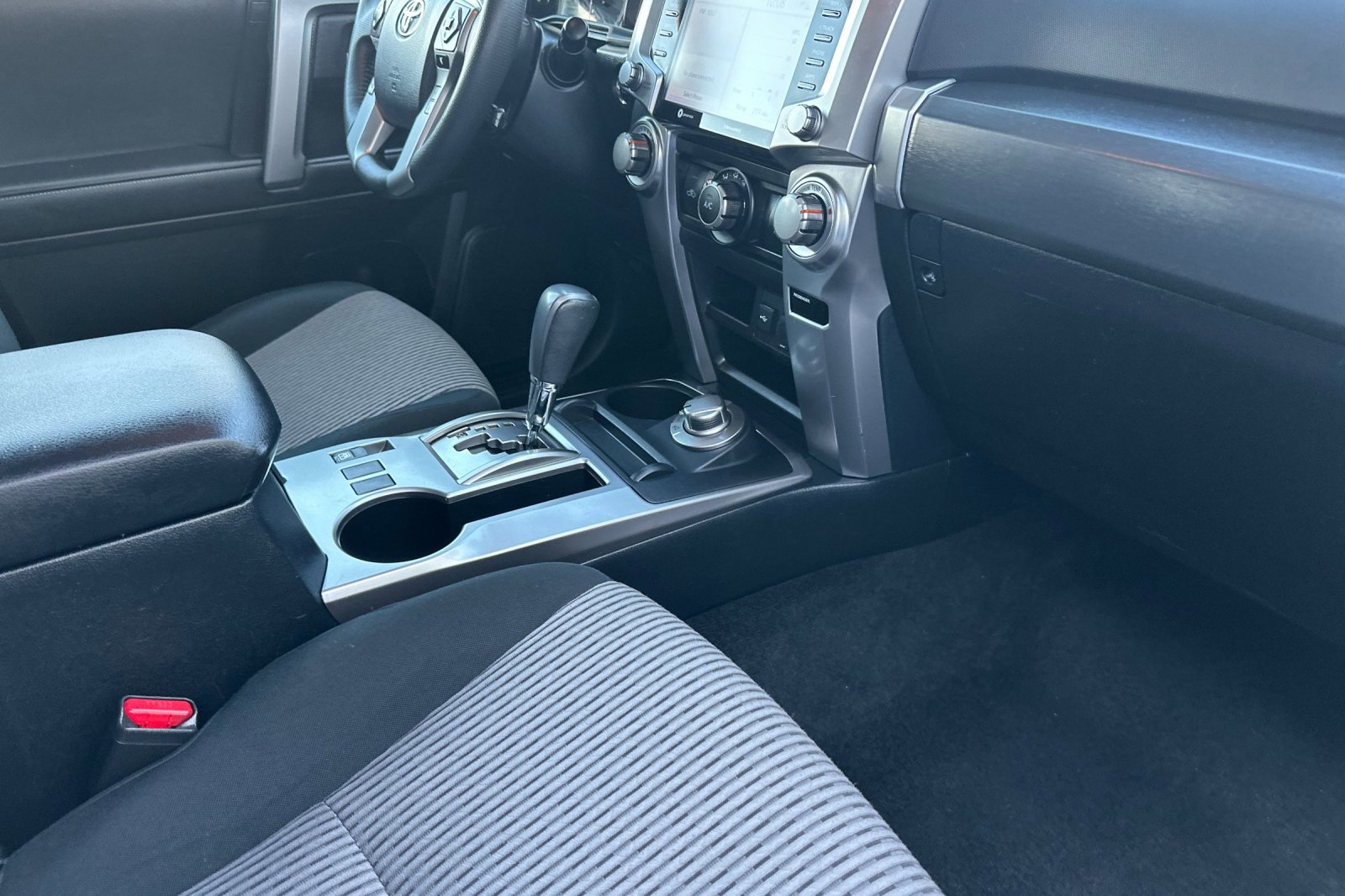 Used 2024 Toyota 4Runner SR5 image 16