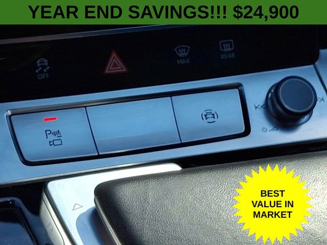 Used 2021 Audi e-tron Prestige image 27