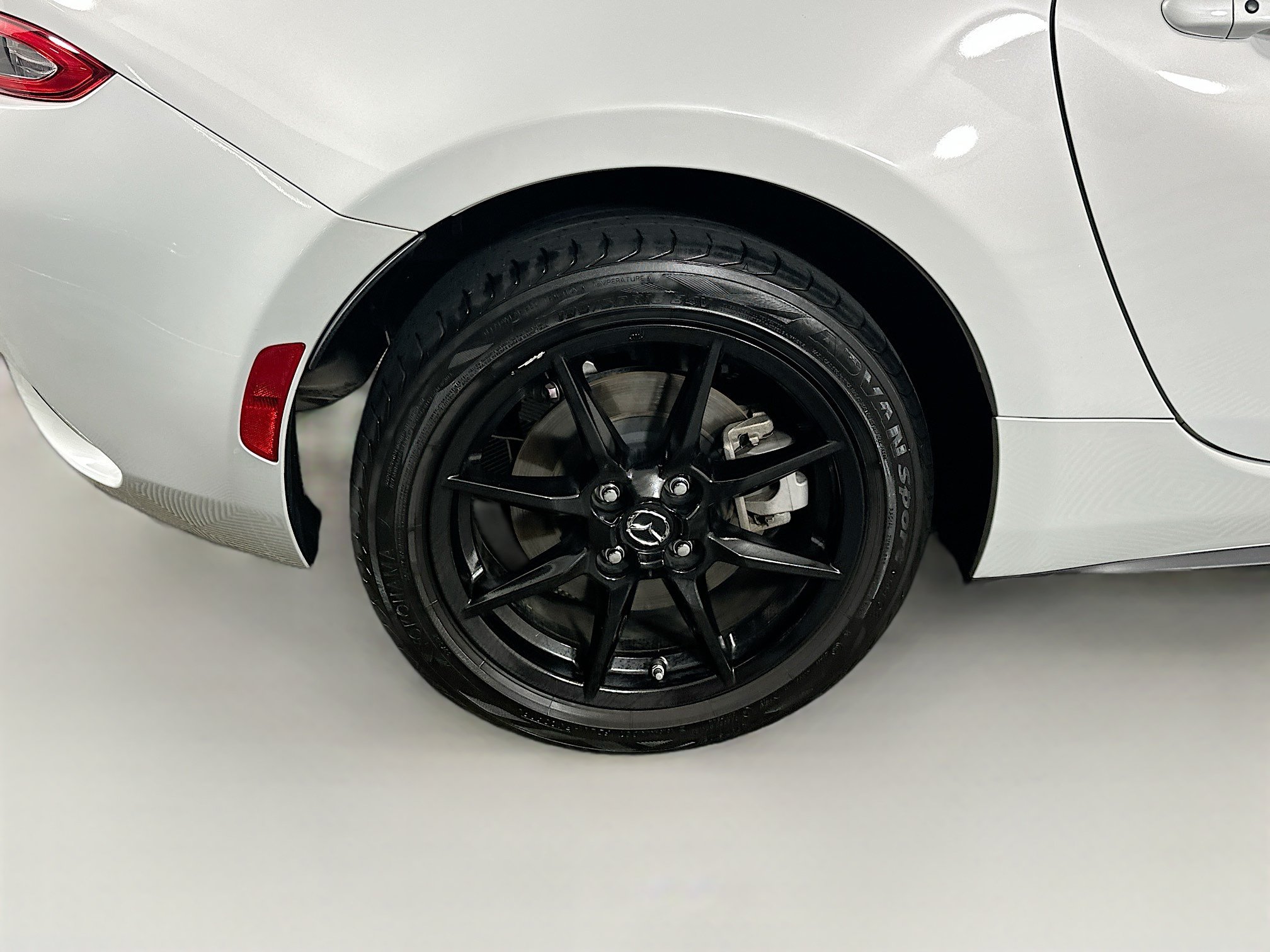 Used 2019 MAZDA MX-5 Miata Sport w/ I-ACTIVSENSE Sport Package RWD image 11