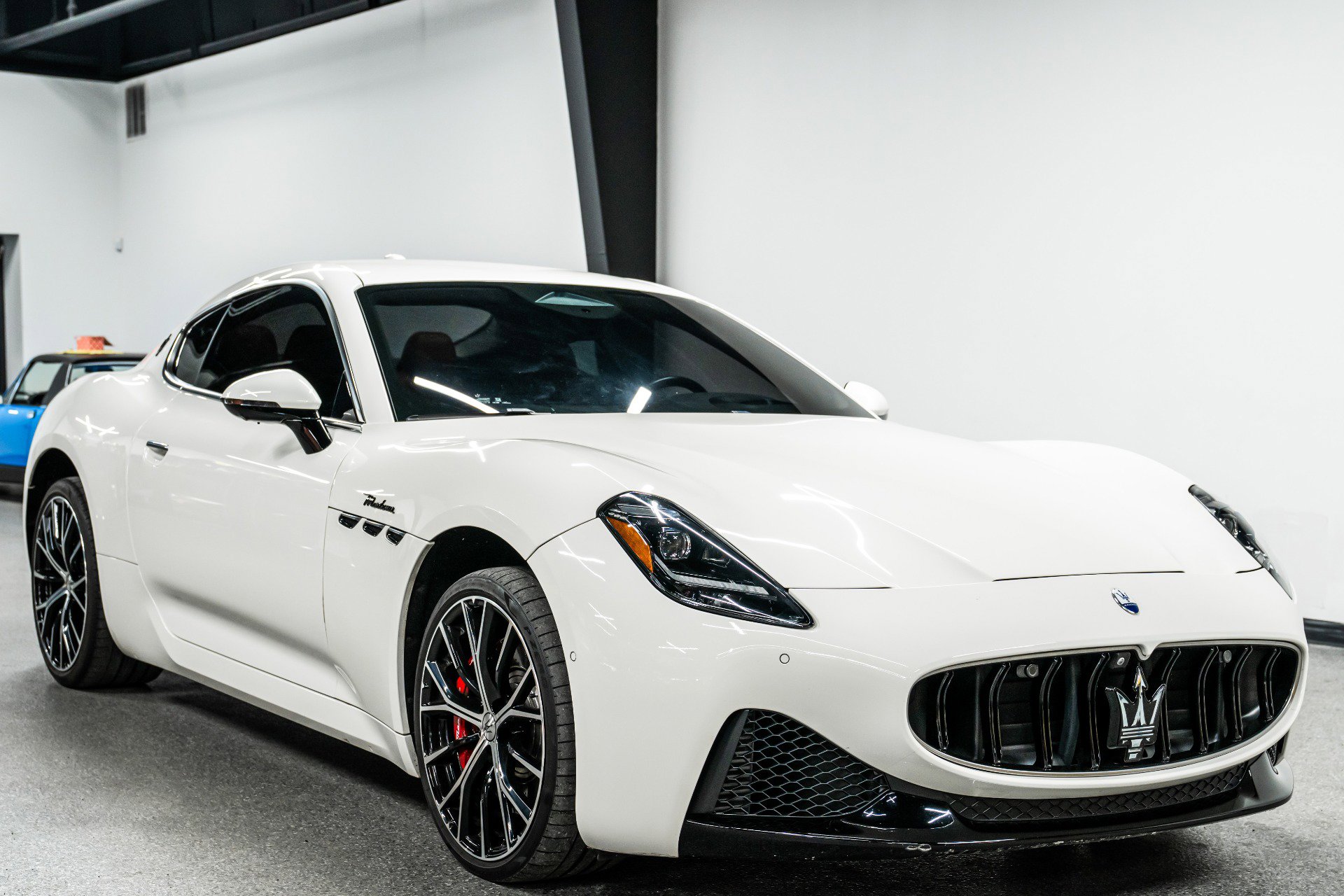 Used 2024 Maserati GranTurismo Modena image 3