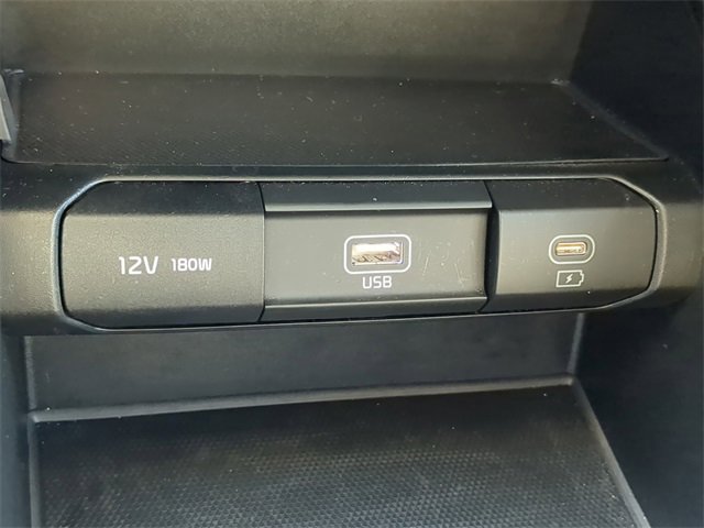 Used 2024 Kia Telluride LX image 26