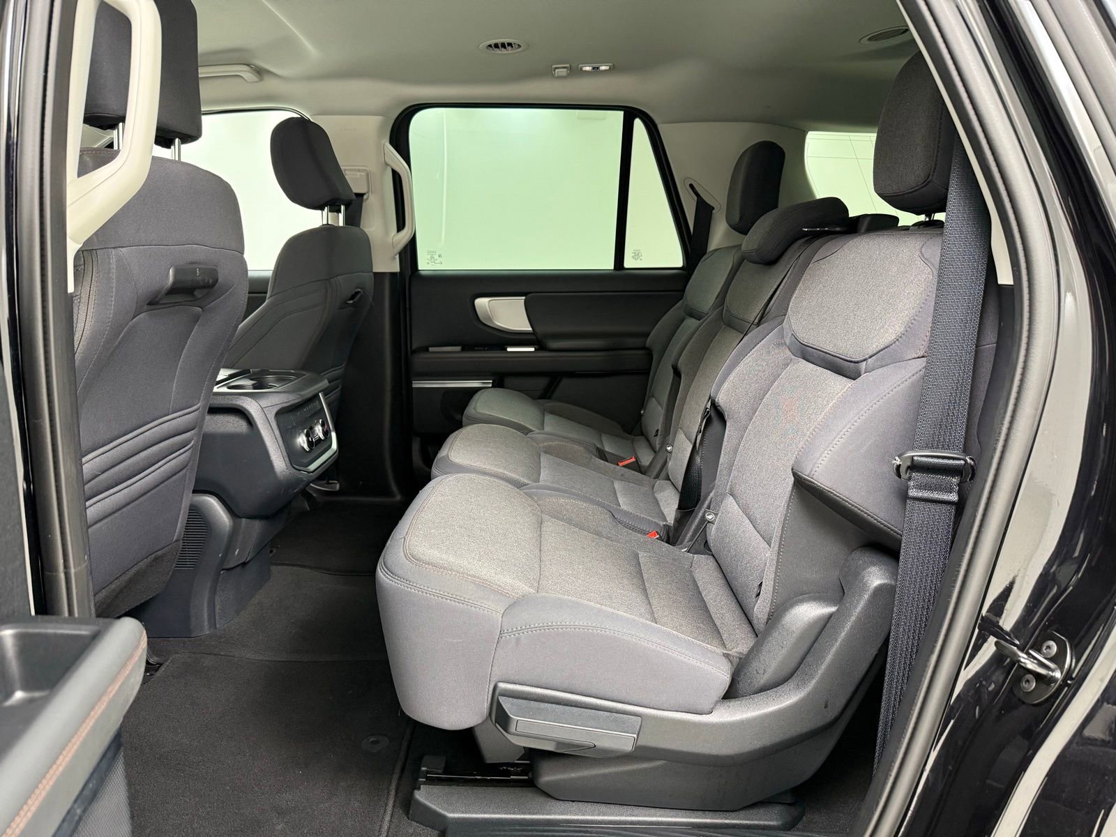 Used 2025 Ford Expedition Max Active AWD/4WD image 22
