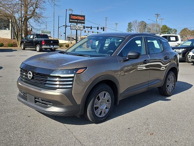 Used 2025 Nissan Kicks S image 3