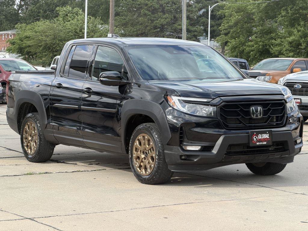 Used 2022 Honda Ridgeline Black Edition image 2