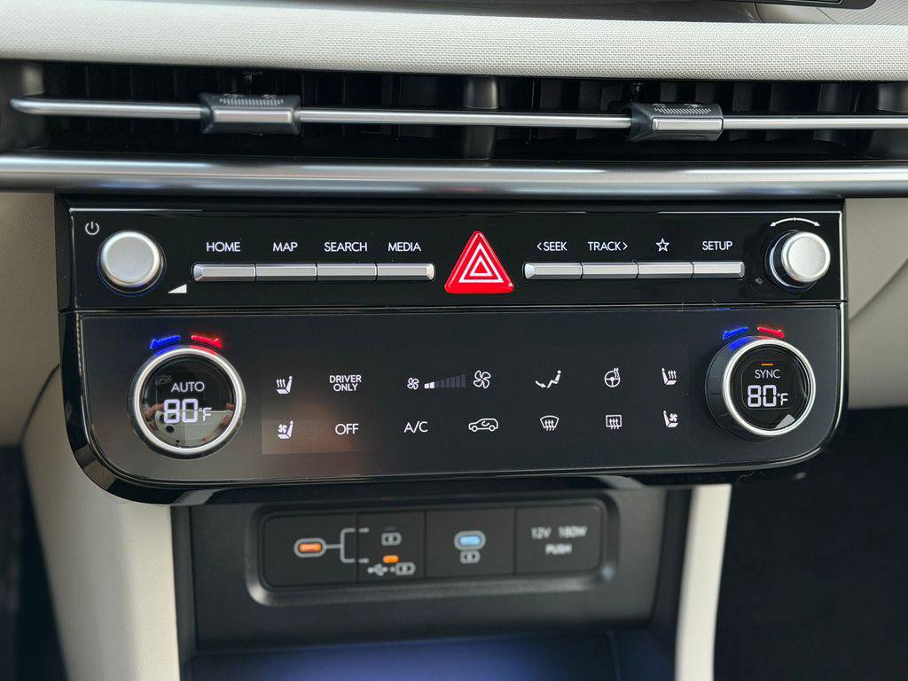 New 2026 Hyundai Tucson Limited image 17