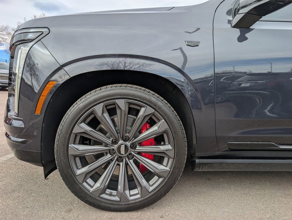 Used 2025 Cadillac Escalade Sport Platinum w/ LPO, Floor Liner Package image 9