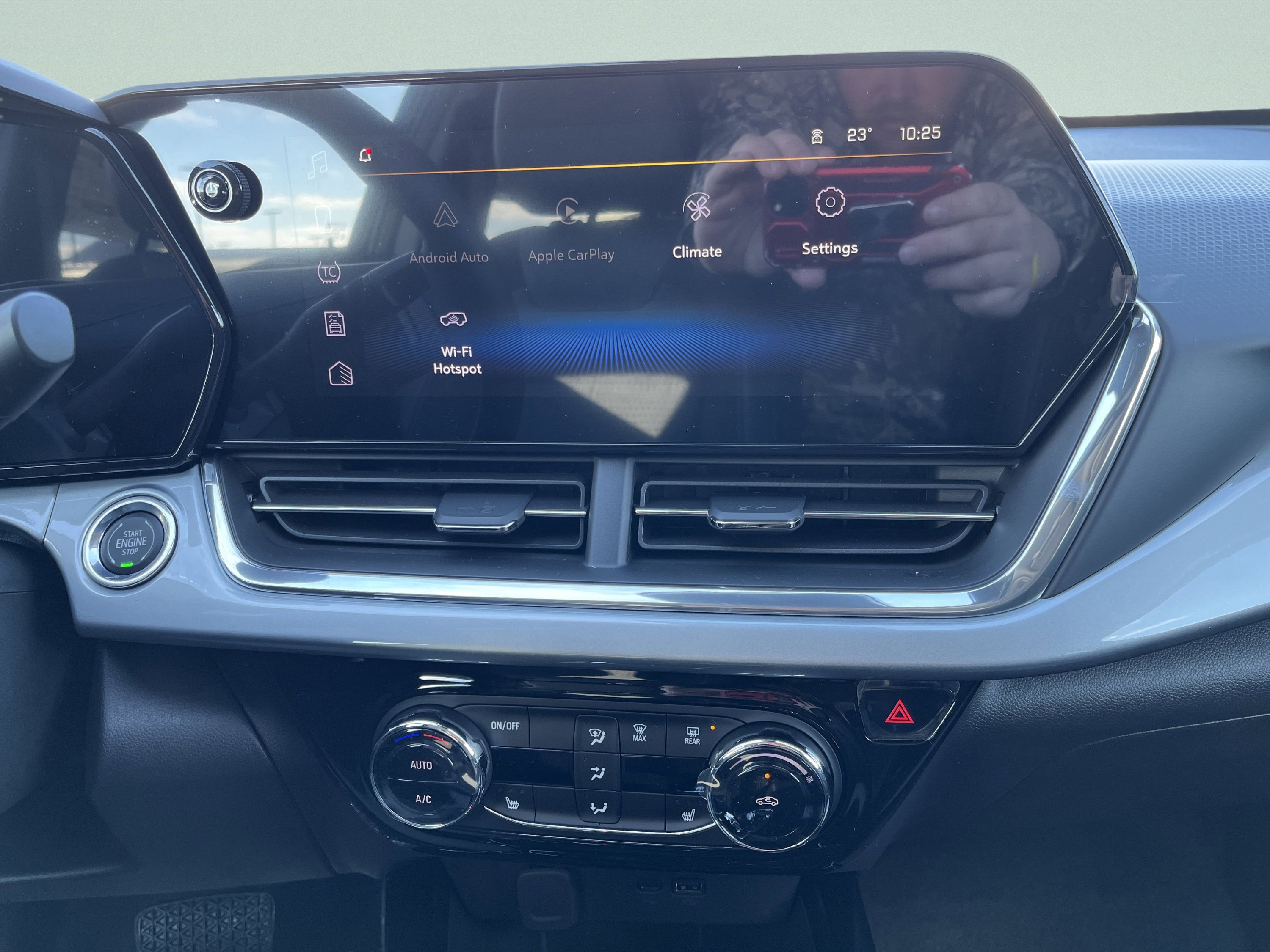 New 2026 Chevrolet Trax LT w/ LT Convenience Package image 27