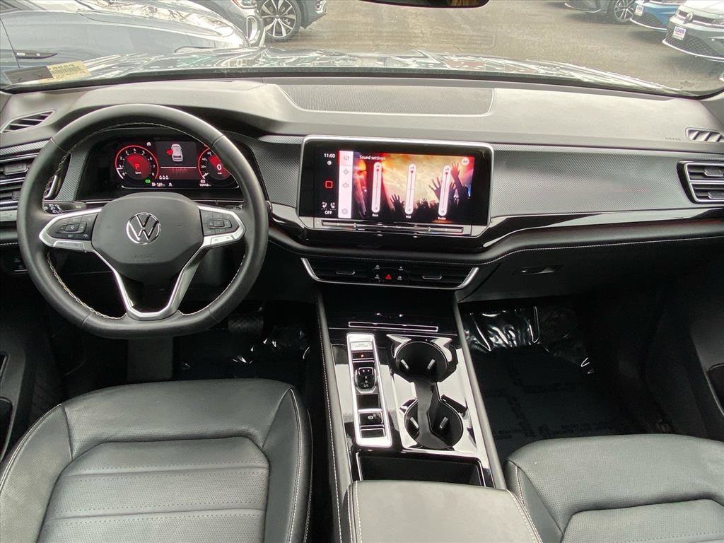 Certified 2025 Volkswagen Atlas Cross Sport SEL image 10