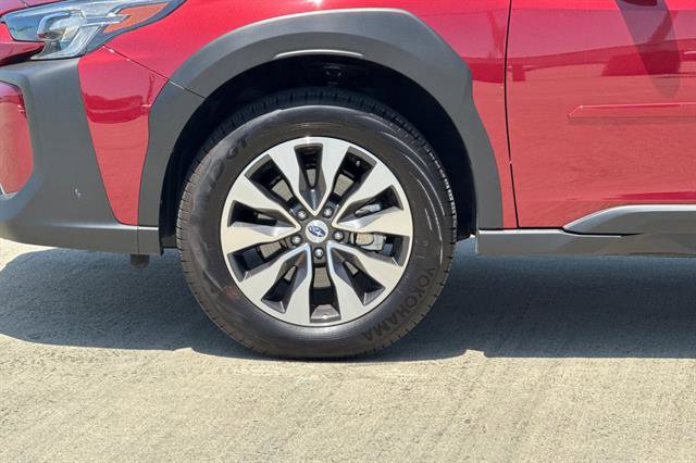 Certified 2025 Subaru Outback Limited AWD/4WD image 32